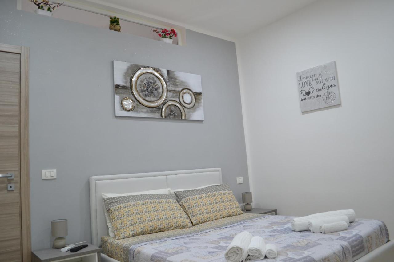 La Piazzetta Della Patrona Apartment Syracuse ภายนอก รูปภาพ